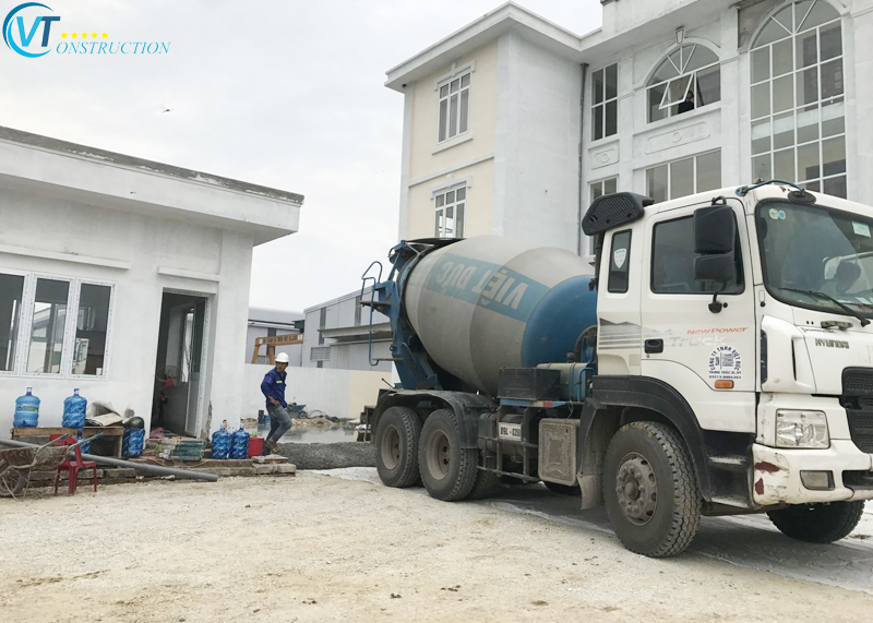 Các thiết bị máy móc cao cấp, phục vụ cho công trình hoàn thiện nhanh chóng